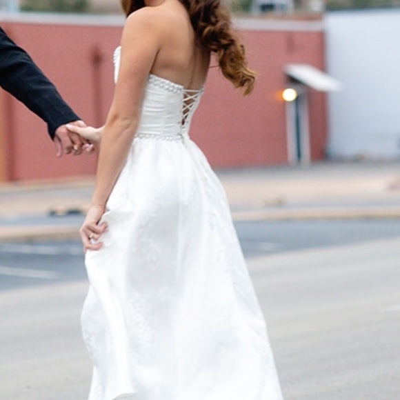 V. CHAPMAN LUCIA STRAPLESS PEARL-EMBELLISHED A-LINE MIDI DRESS - Picture 6 of 6